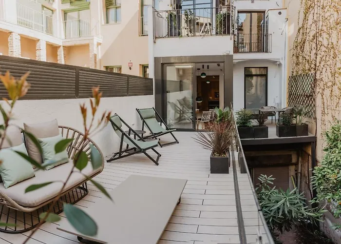 Petit Luxe St. Pere